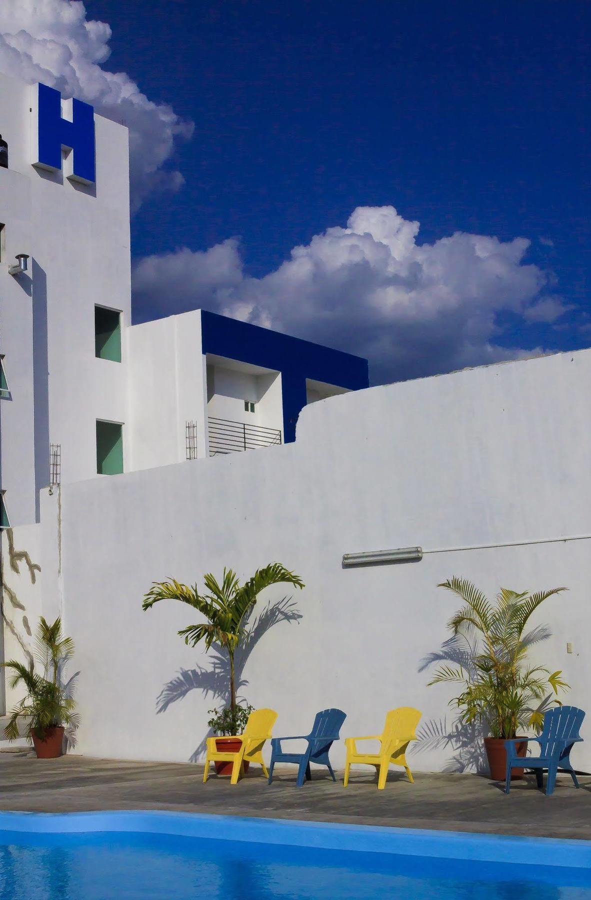 Global Express Hotel Escárcega Buitenkant foto