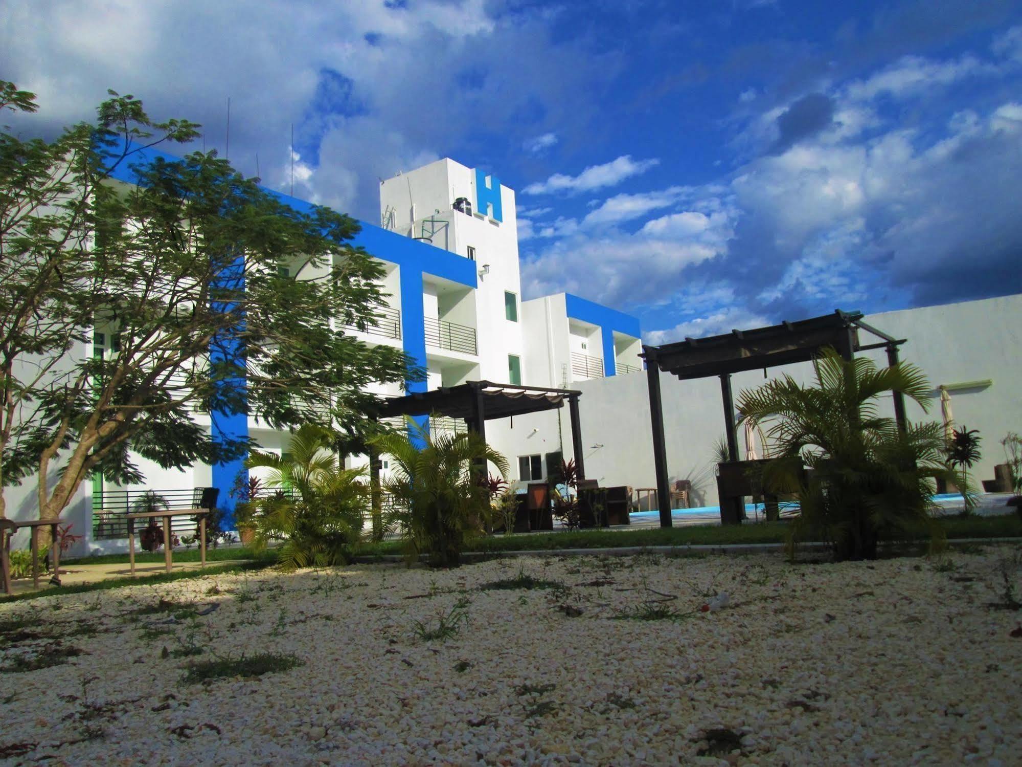 Global Express Hotel Escárcega Buitenkant foto
